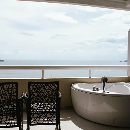 Sea View Private Room At Phuket 2Br